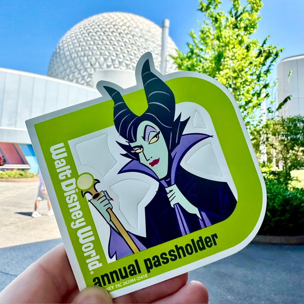 Disney Maleficent Passholder Sticker - Green and Black (D)